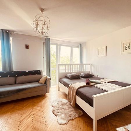 Entire Studio In Centrum Daire Varşova Dış mekan fotoğraf