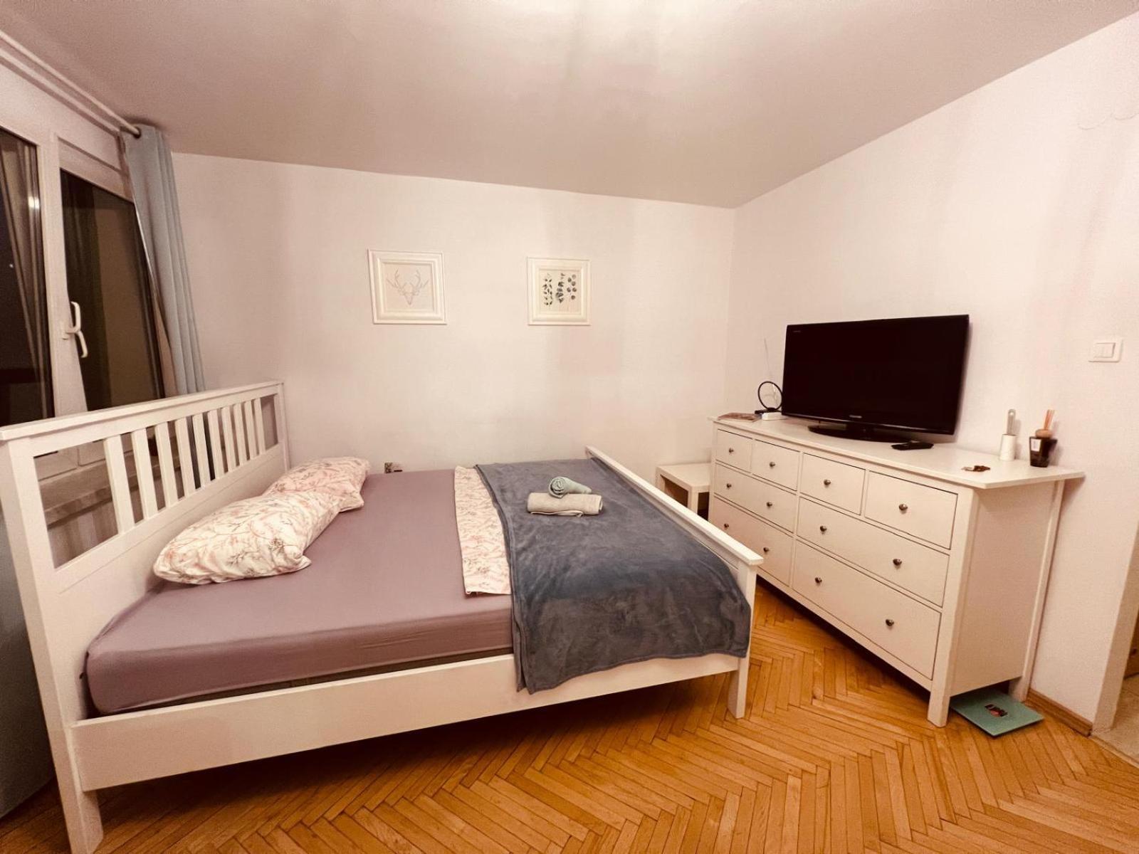 Entire Studio In Centrum Daire Varşova Dış mekan fotoğraf